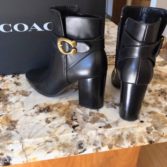 COACH ANKLE BOOTS - Picture 1 of 3